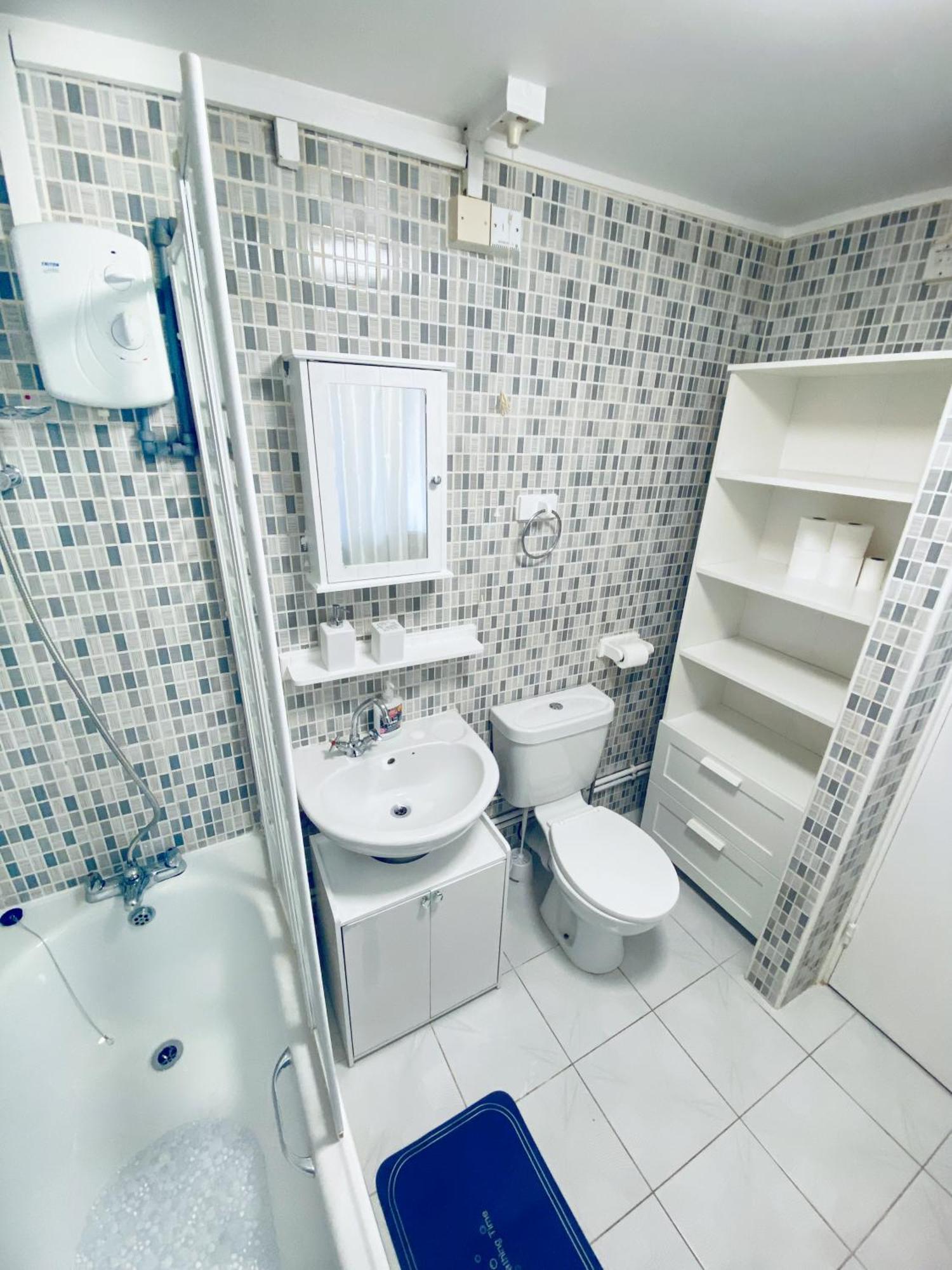 2 Bedroom Flat, Dalston Junction, London Ngoại thất bức ảnh