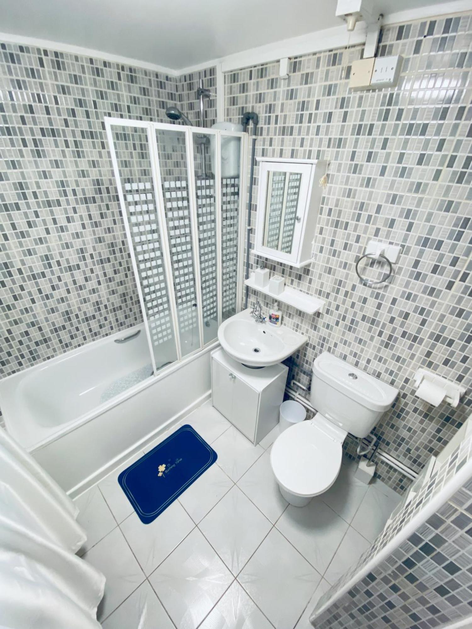 2 Bedroom Flat, Dalston Junction, London Ngoại thất bức ảnh
